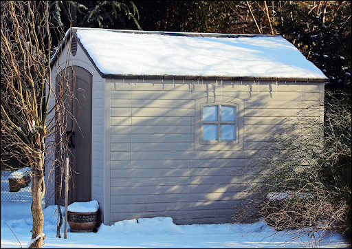 winter hideaway shed